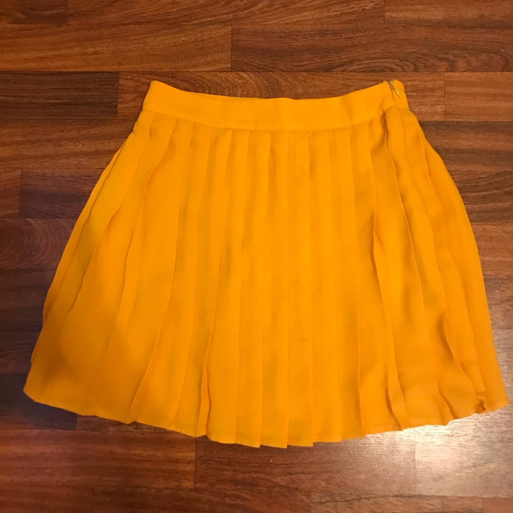 2 For 10$ Bundle || Mini Pleated Skirt
